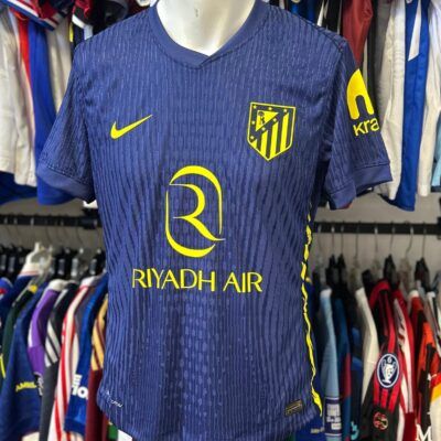 Camiseta  Atletico Madrid alternativa 25/26 talle M