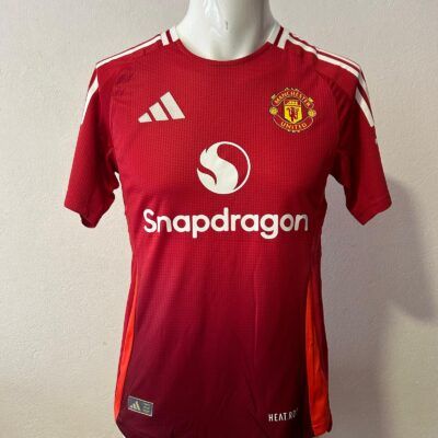 Camiseta Manchester United titular Ugarte 2024/25 talle M