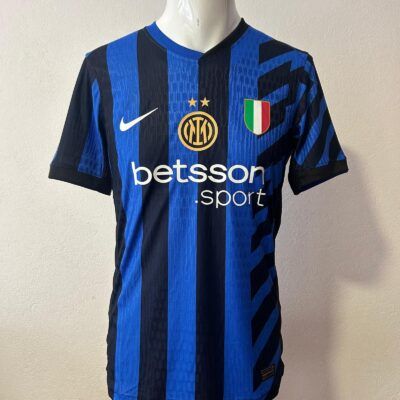 Camiseta Inter titular Lautaro 2024/25 talle M