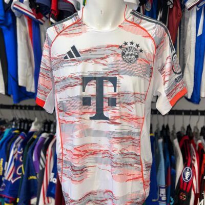 Camiseta Bayern Múnich alternativa 25/26 talle XL (versión Fan)