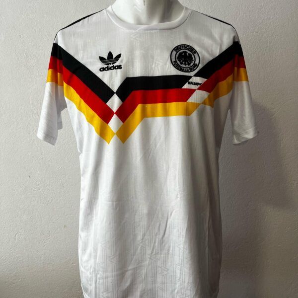 Camiseta Retro Alemania Matthaus 90 talle XL