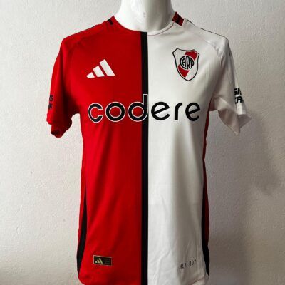 Camiseta River alternativa Perez 2024/25 talle XL