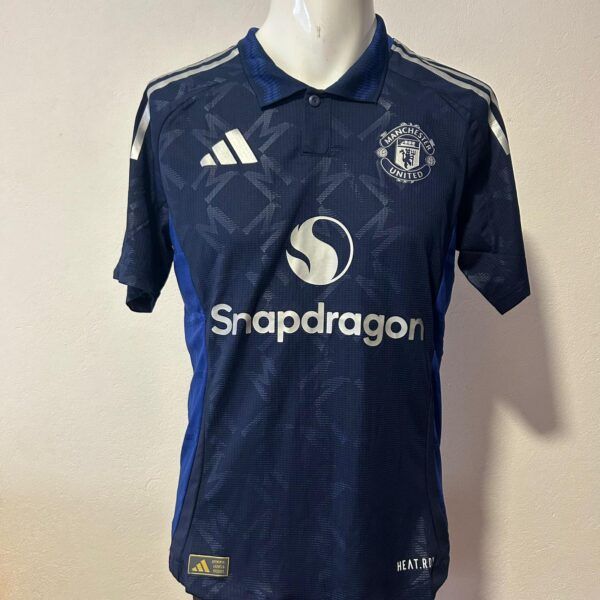 Camiseta Manchester United alternativa Ugarte 2024/25 talle L