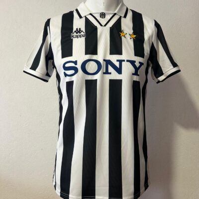 Camiseta Juventus titular Montero 96/97 talle L