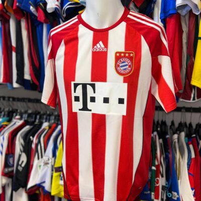 Camiseta Retro Bayern Munich titular  talle L
