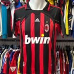 Camiseta Retro Milan Titular Kaka 06/07
