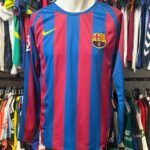 Camiseta Retro Barcelona 05/06 Ronaldinho