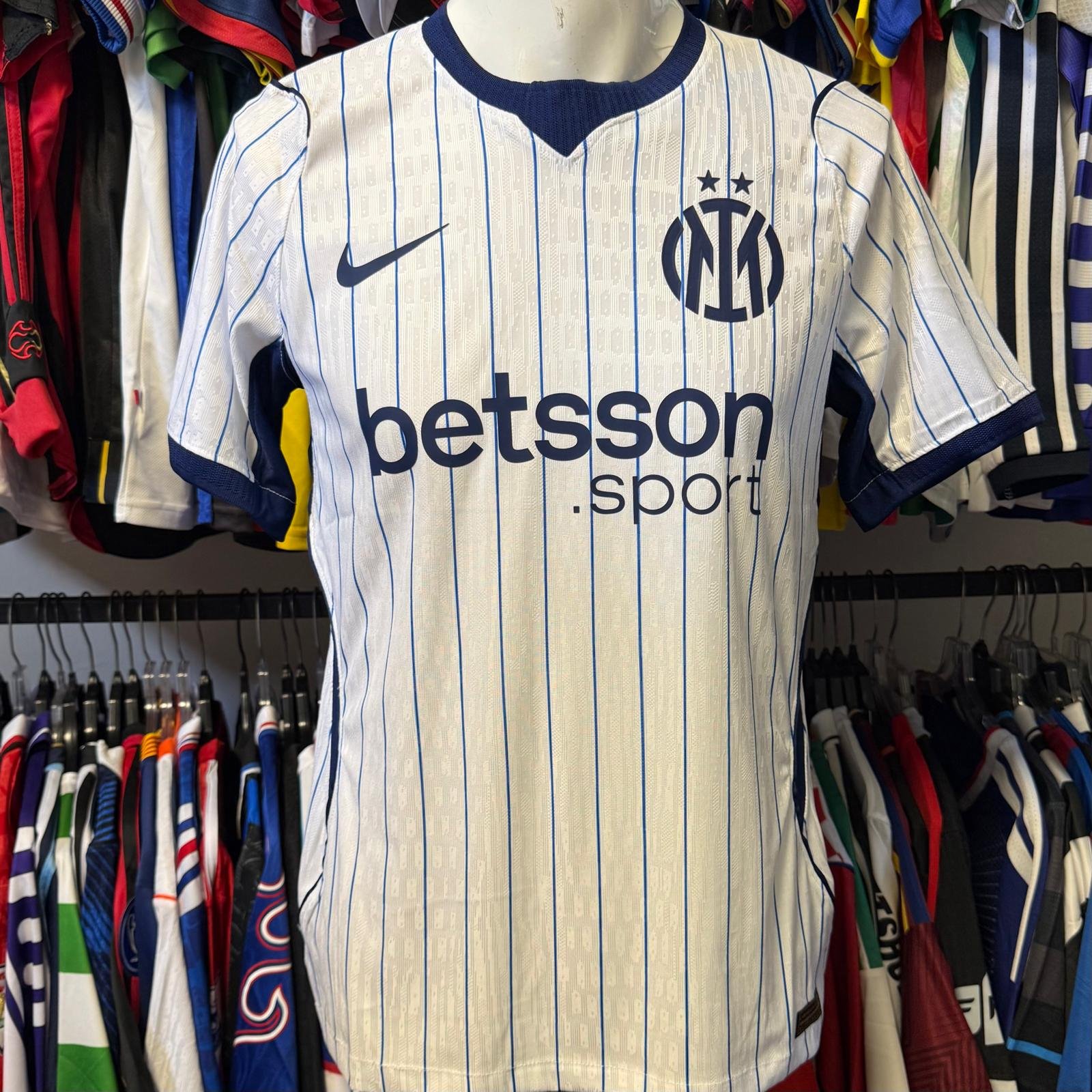 3081-3082-3083-3084-3085 Camiseta Inter 26/27 Alternativa - Imagen 1