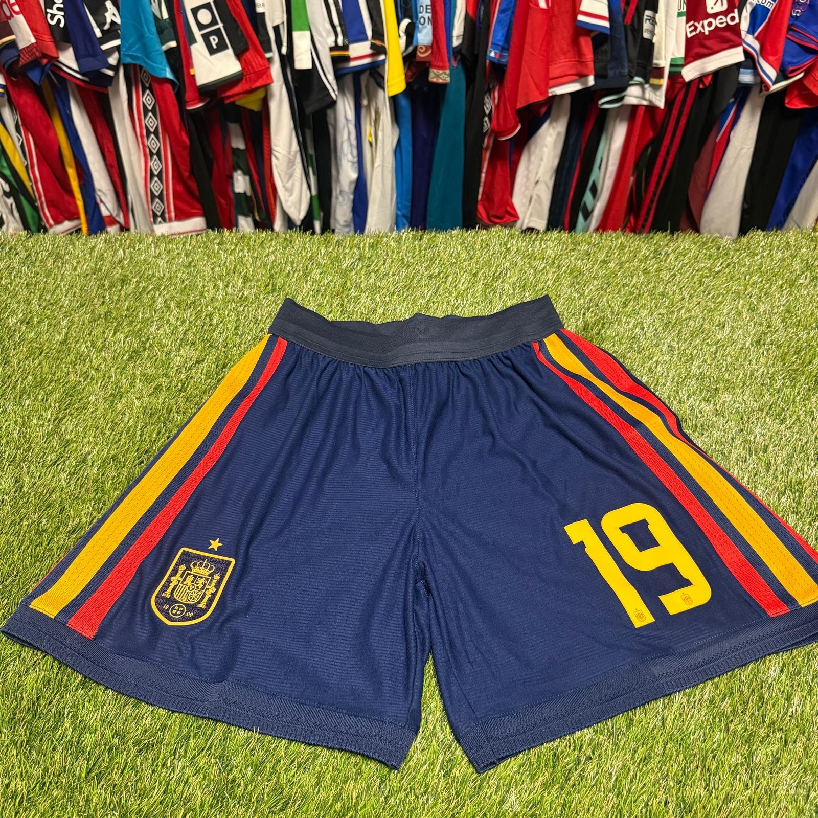 3180-3181-3182-3183-3184 Short España Titular (Version Player) - Imagen 1